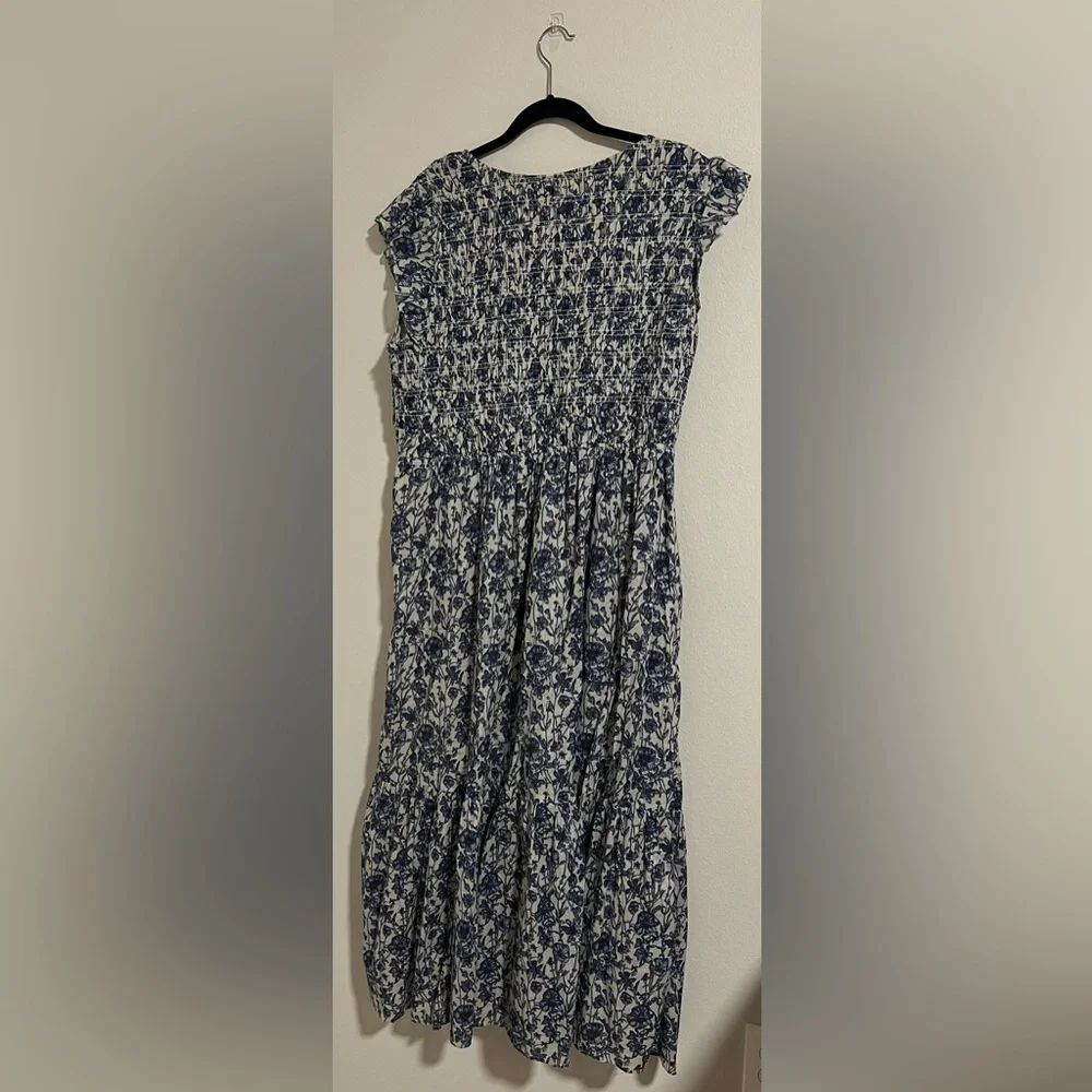 Anthropologie Blue and White Floral Midi Dress - Picture 5 of 8